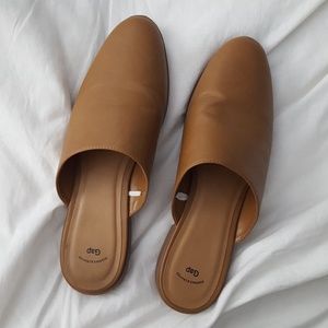 Camel Mule Slides